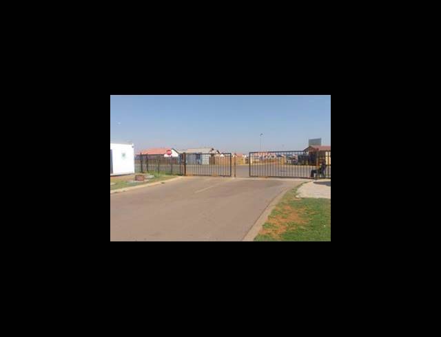 2 BEDROOM HOUSE FOR SALE IN WINDMILL PARK